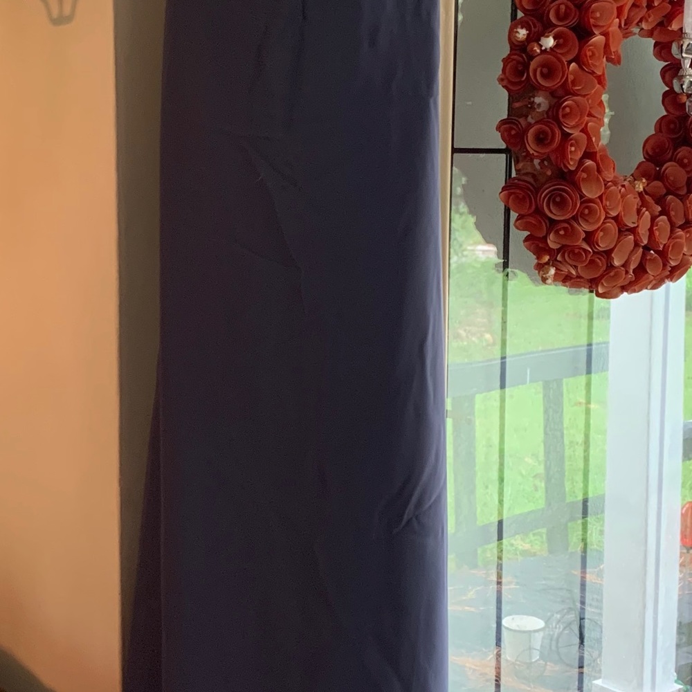 Dress - Picture 4 of 11